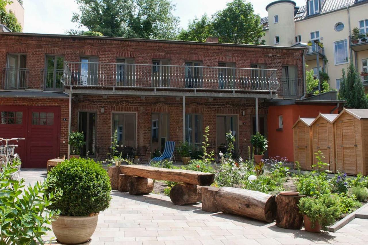 Apartament Beautiful And Cozy Remise For Up To 6 Guests Berlin Zewnętrze zdjęcie